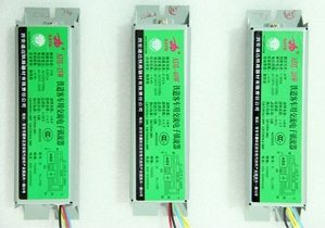 AC and DC electronic ballasts for passenger cars